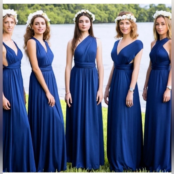 Lulu’s halter maxi formal gown for New Year’s Eve or garden party multiple use. - Picture 16 of 16